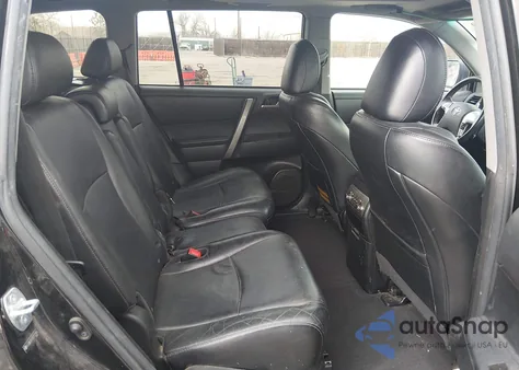 2012 Toyota Highlander Se V6 z USA, uszkodzony, nr VIN 5TDBK3EH3CS112148